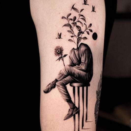 tatuaje línea fina
